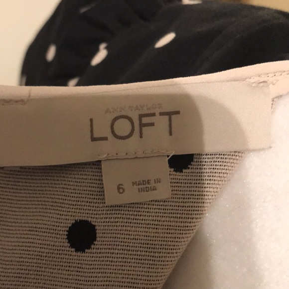 Loft - Cap sleeve polka dot top - size 6 - Picture 4 of 5